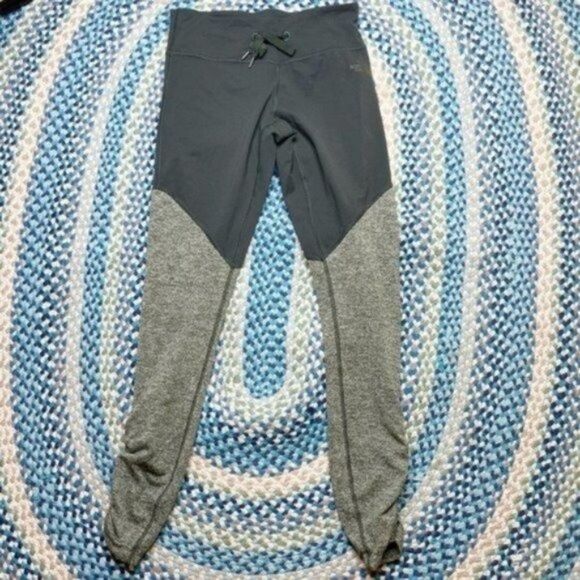 The North Face Leggings - Picture 2 of 10